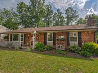 5554 Sweetfern Dr, Roanoke, VA 24019