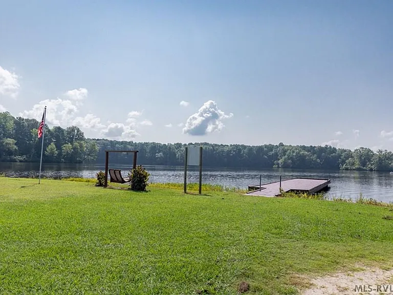 422 Tanglewood Dr — Photo 35