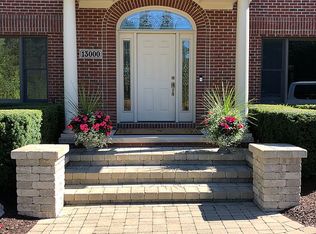 13000 N Ridge Rd, Plymouth, MI 48170