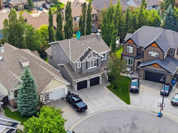 68 NW Auburn Sound Ter SE, Calgary, AB T3M 1L6