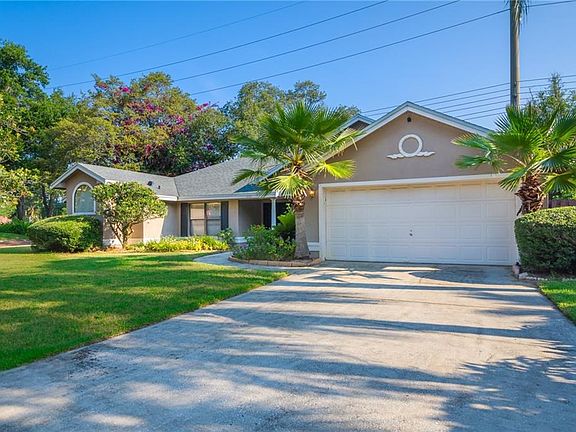 2nd image of 1261 Climbing Rose Dr