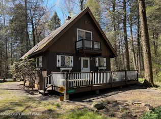 131 Colt Pl, Tobyhanna, PA 18466
