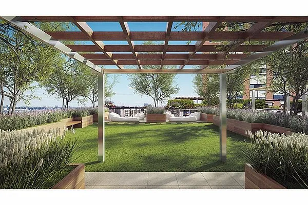 Rented by Battery Park Realty | media 7