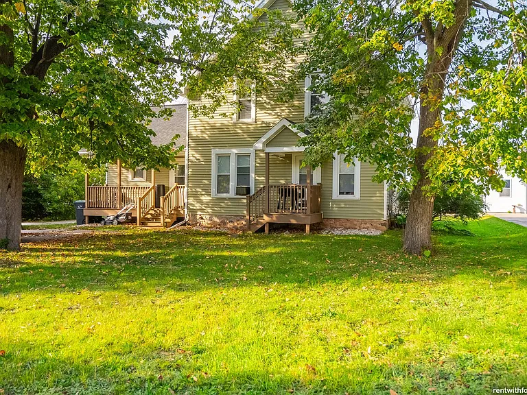 2726 W. Spencer St. — Photo 13