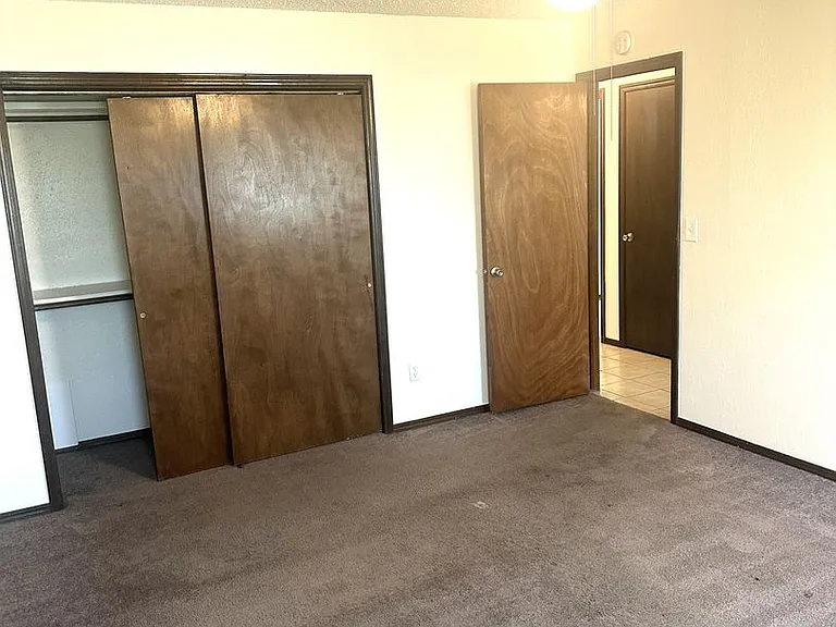 1816 Wren St — Photo 6