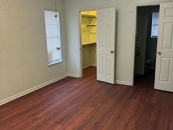 3rd image of 5929 Grassmere Dr