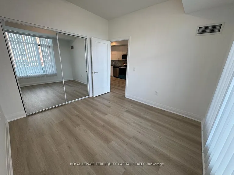 3220 Sheppard Ave E #705 — Photo 7