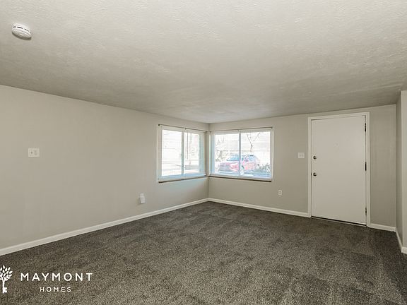 4th image of 3899 Dieckman Ln