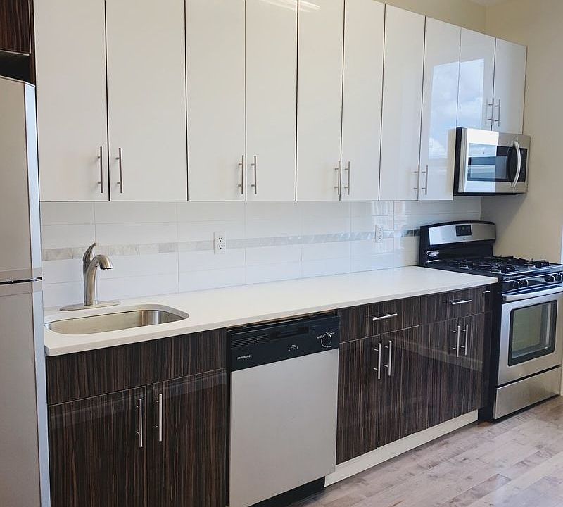 1st image of 240 Crown St #6PP
