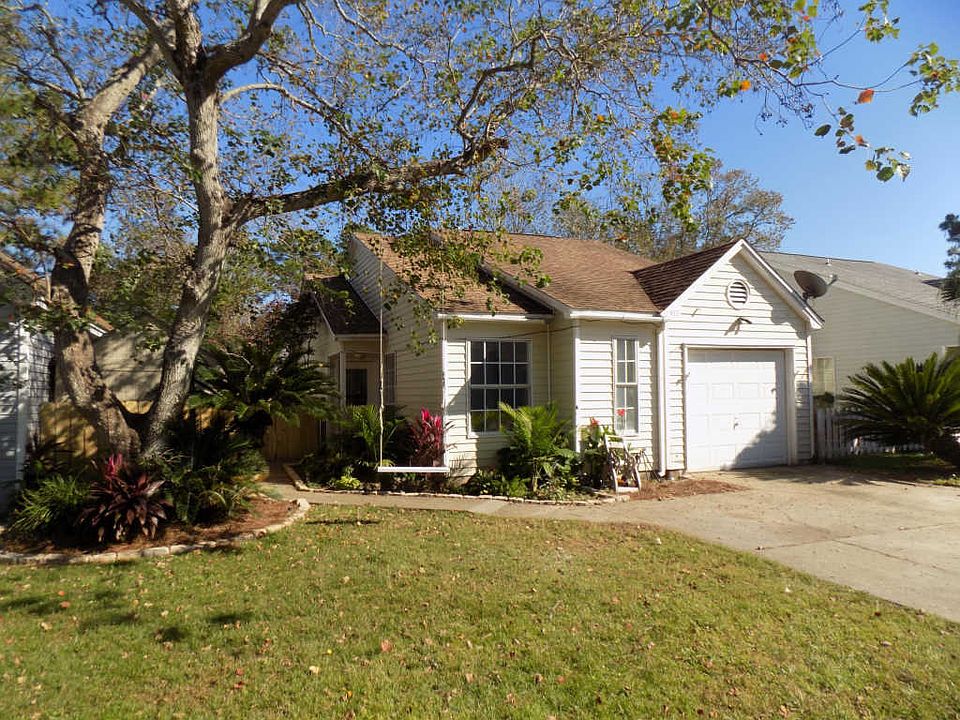 1st image of 410 Heritage Way