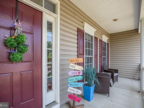 5th image of 10710 Tricia Pl