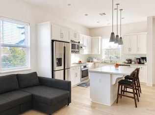 192 Athena Ct, Mountain View, CA 94043