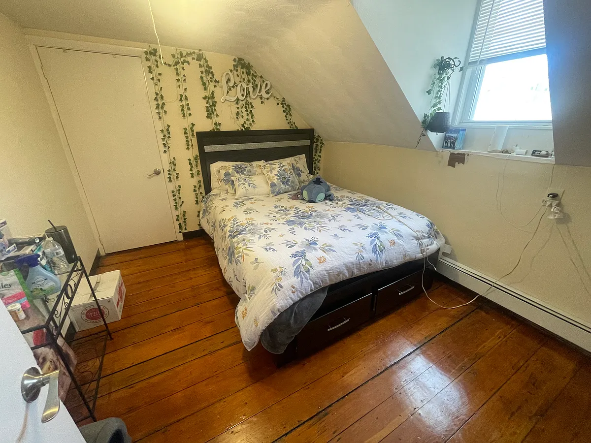 Building Photo - 53 Liverpool St #2L