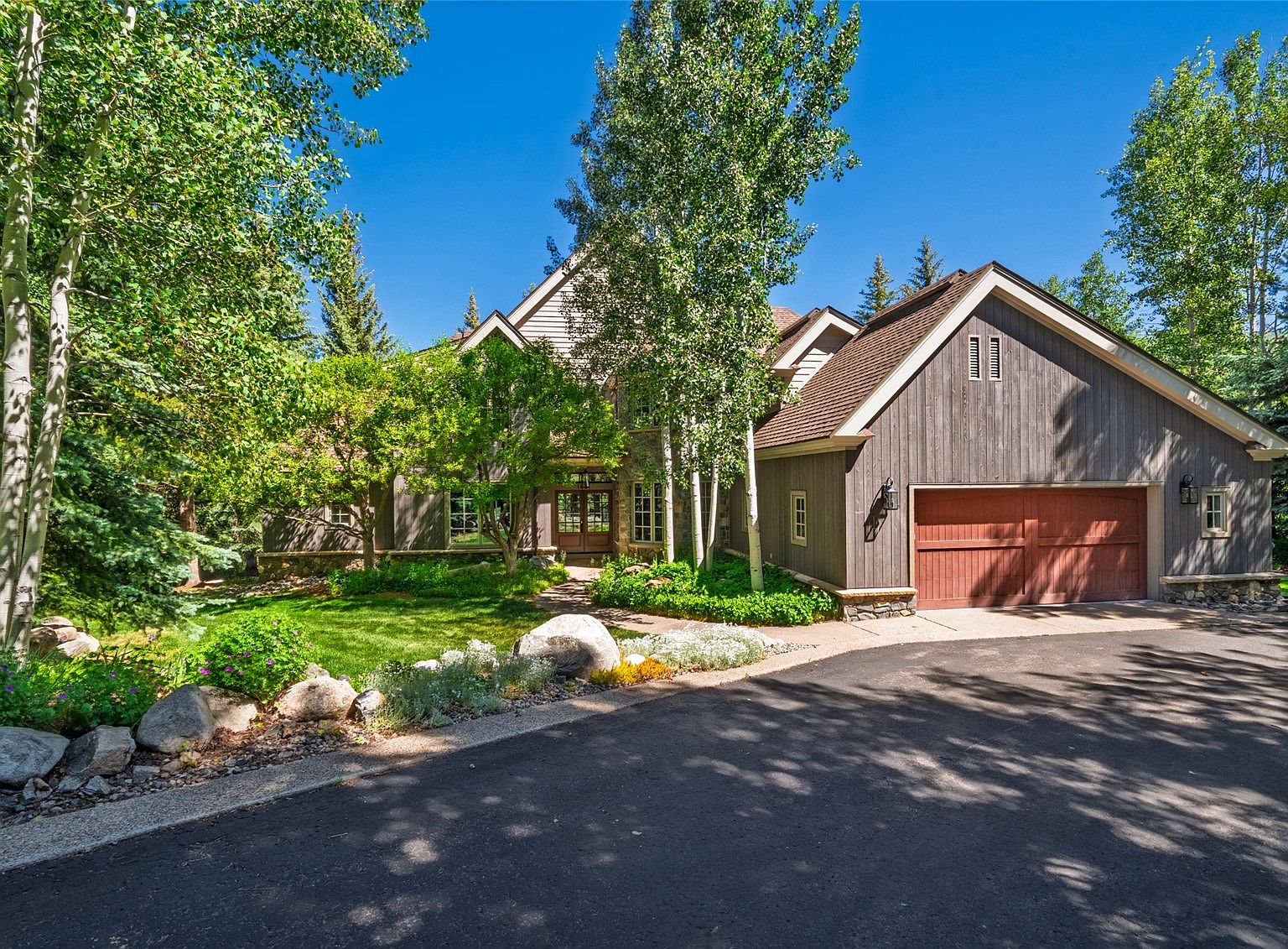 1031 Steamboat Boulevard