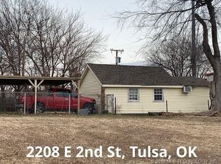 2208 E 2nd St, Tulsa, OK 74104
