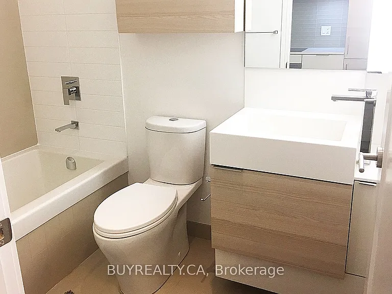 88 Scott St #601 — Photo 16