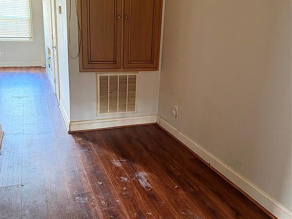 5th image of 155 17th St NW APT F1