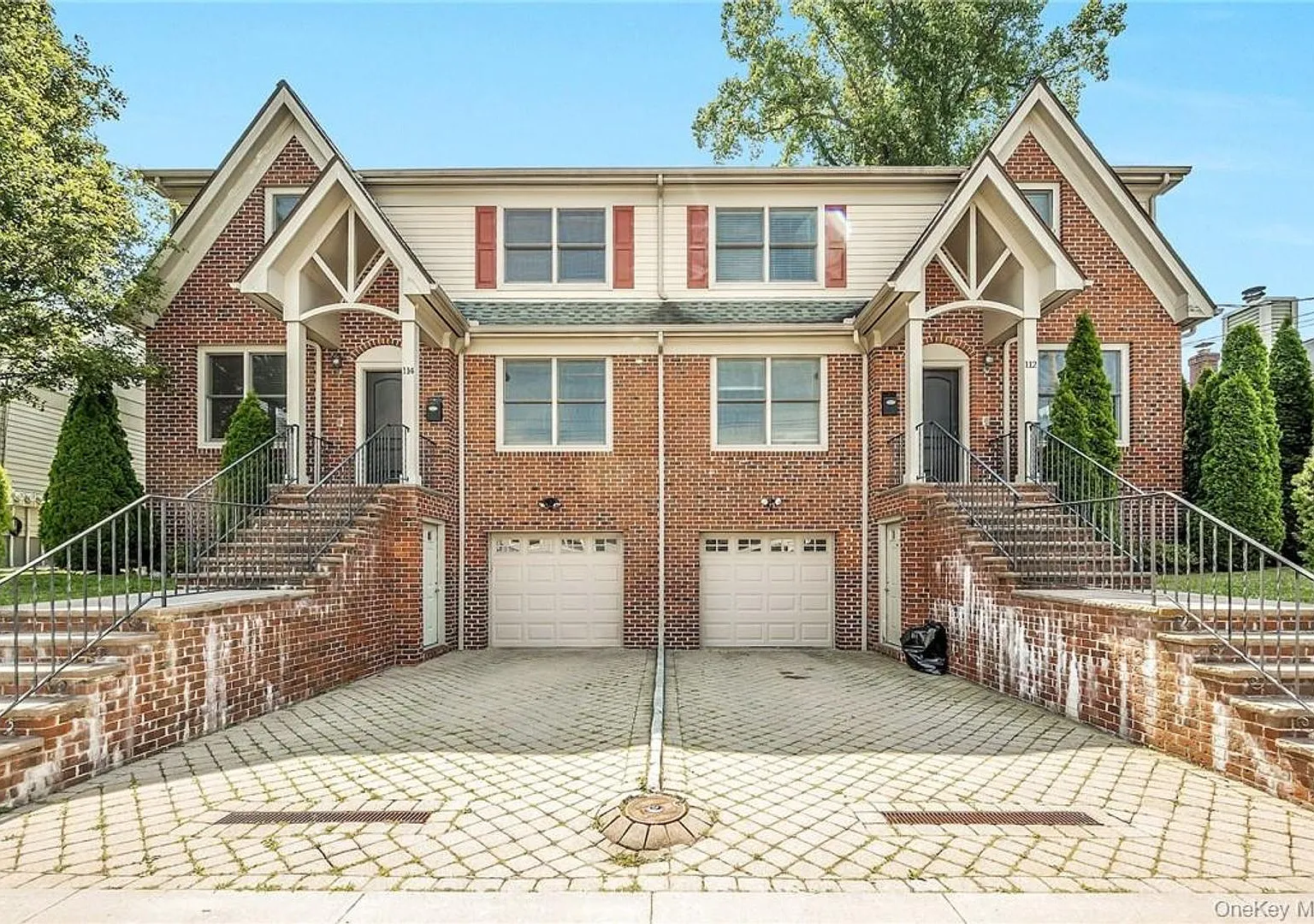 4 bed, 3.5 bath, 3000 sqft, $6,995 — Photo 1