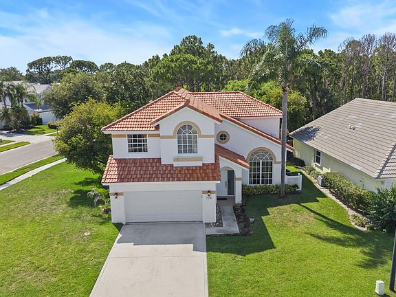 3rd image of 7015 SE Cutler Trail SE