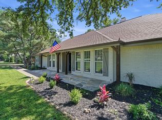 835 Cross Timbers Dr, Double Oak, TX 75077