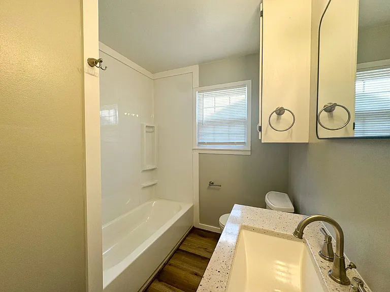 3306 36th St — Photo 11