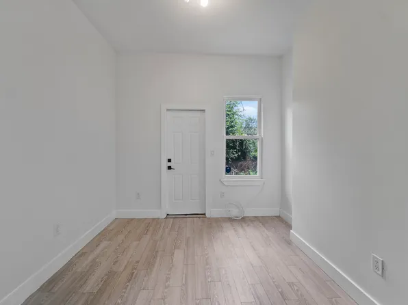 668 Ocean Avenue image 9 of 12