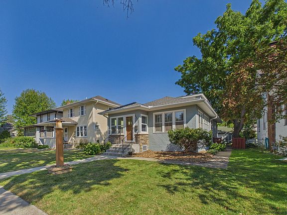 3rd image of 1751 Berkeley Ave