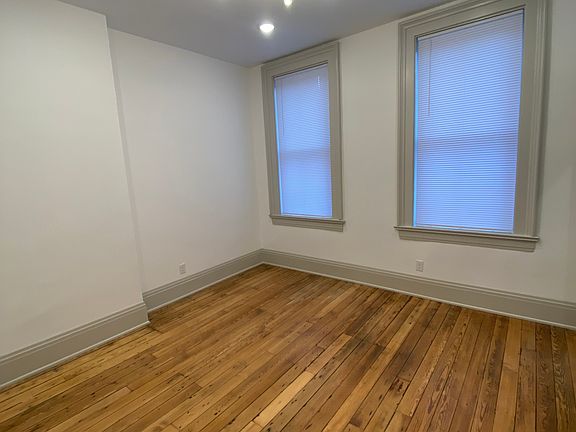5th image of 1744 Republic St #5