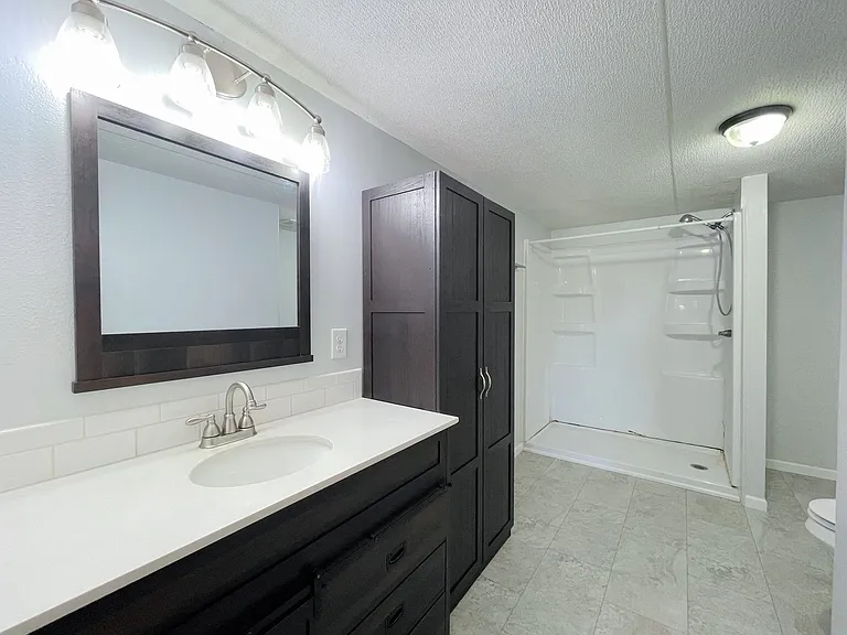 410 Crystal East Ave — Photo 7