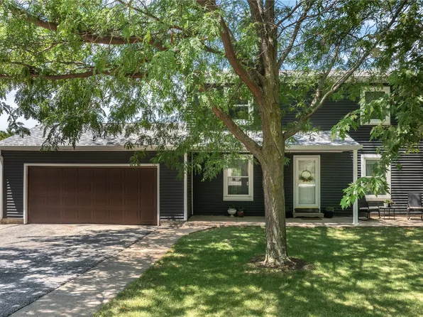 3168 122nd St, Amana, IA 52203