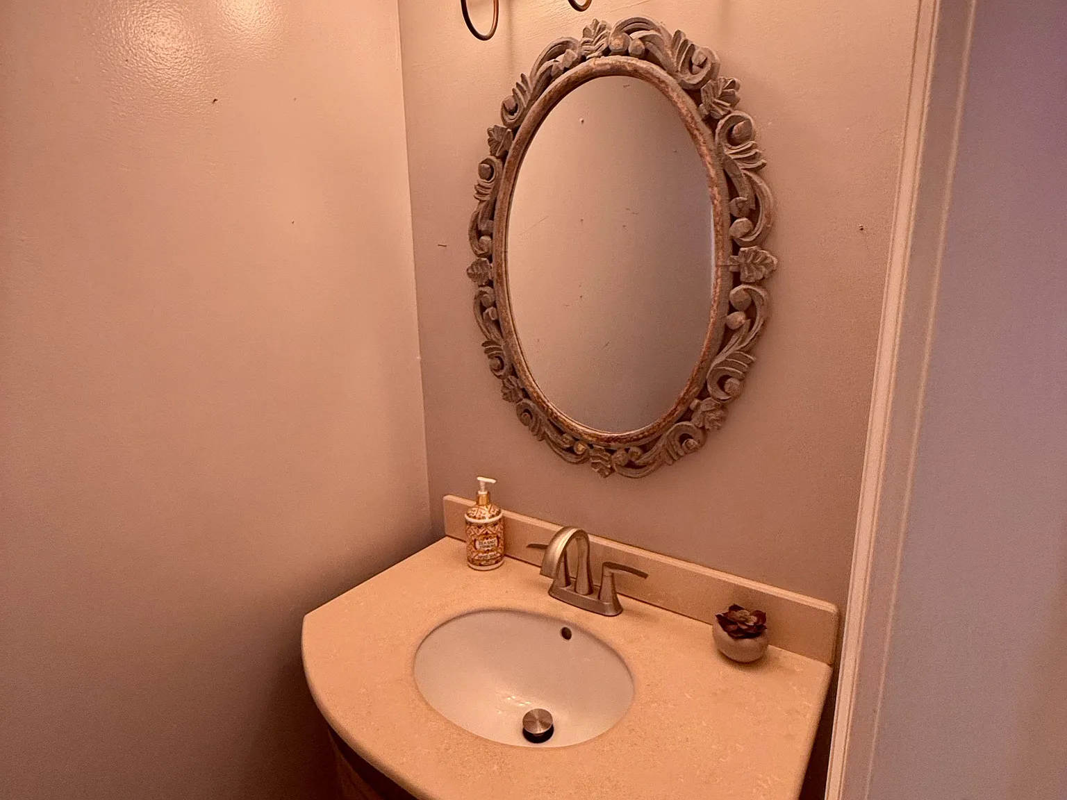4 bed, 2.5 bath, 2257 sqft, $1,118 — Photo 4