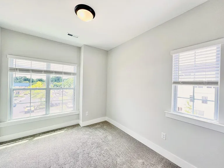 8530 Silsbee Dr — Photo 19