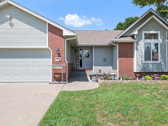 2nd image of 2351 N Regency Lakes Ct