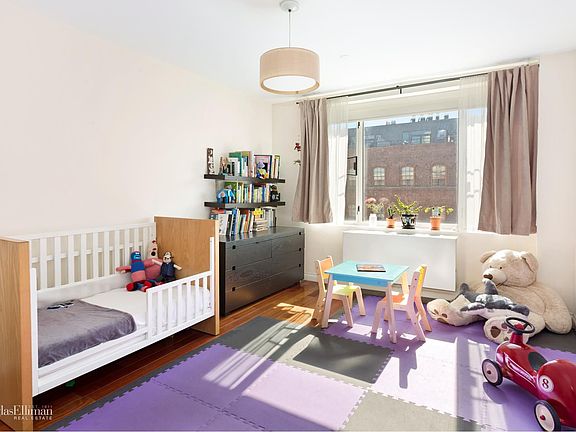5th image of 30-85 Vernon Blvd #6A