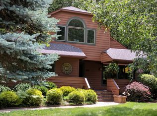 2143 Kemp Rd, Bloomfield Hills, MI 48302