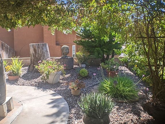3rd image of 39768 Oak Cliff Dr