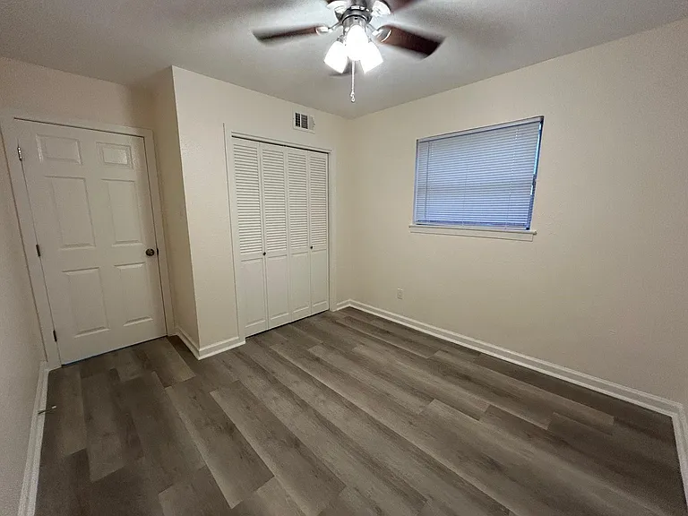 3210 Valley Brook Dr — Photo 9