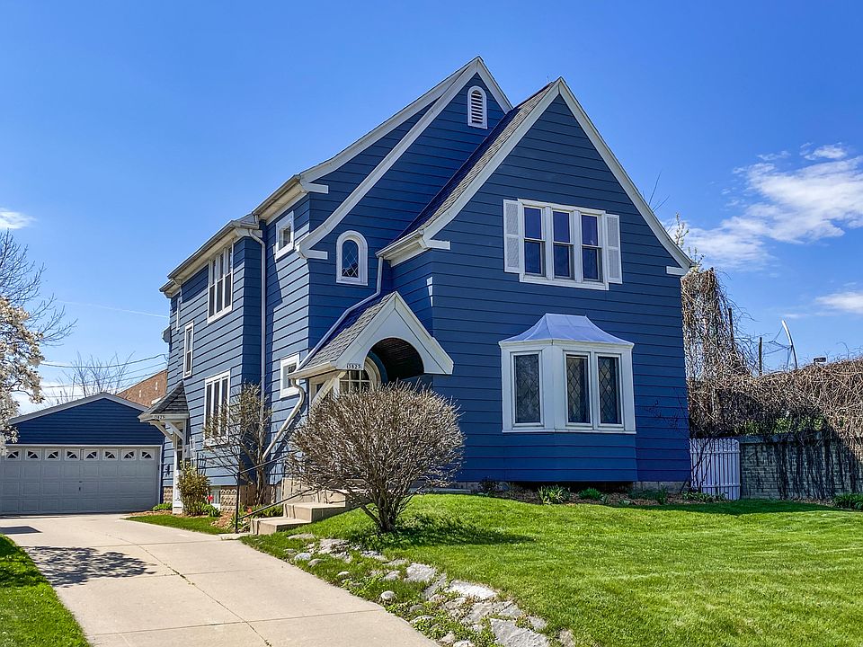 1st image of 3825 N Newhall St #3827
