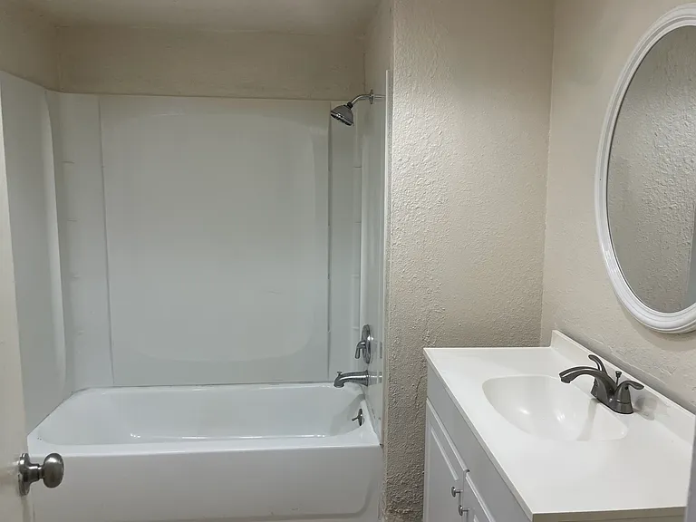 4514 Sage Cir — Photo 6