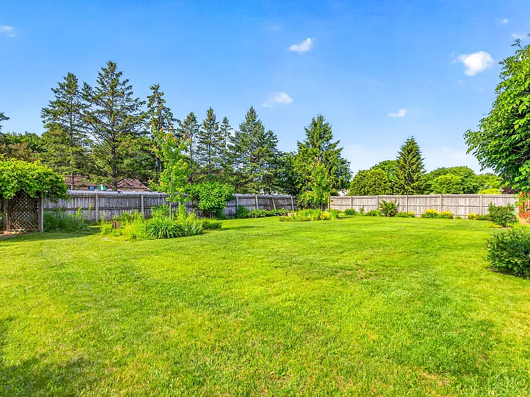 3033 W Hiawatha Dr — Photo 9