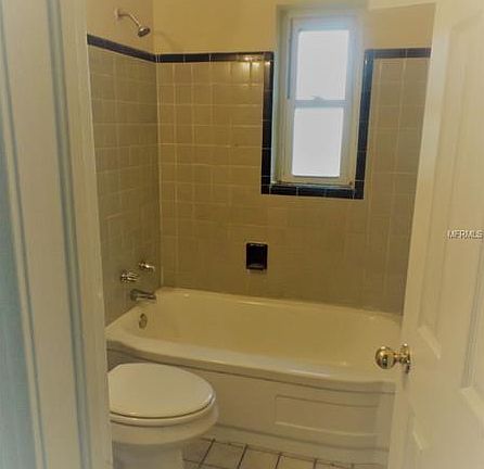 5th image of 4310 W North A St