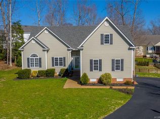 8013 Longfellow Pl, Midlothian, VA 23112