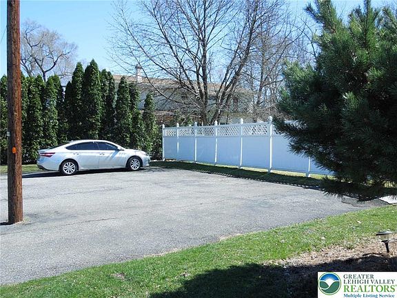 2nd image of 4435 Steuben Rd