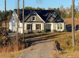 1514 Calloway Rd, Raeford, NC 28376