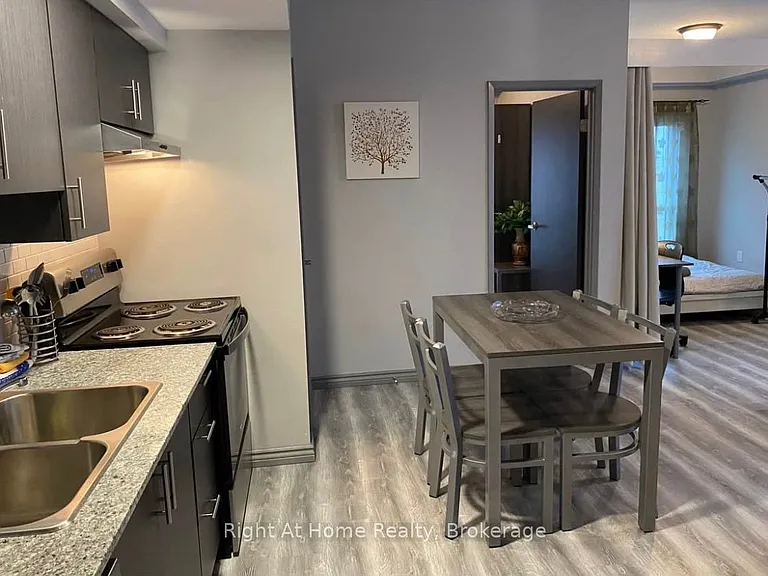 275 Larch St #H201 — Photo 4