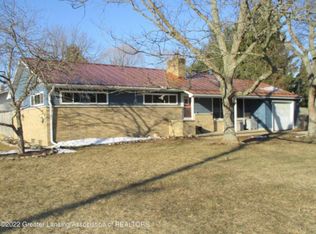 112 Cambridge Dr, Charlotte, MI 48813