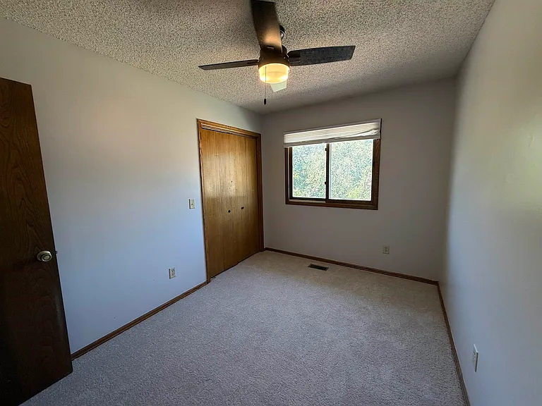 142 E Wood Ave — Photo 14
