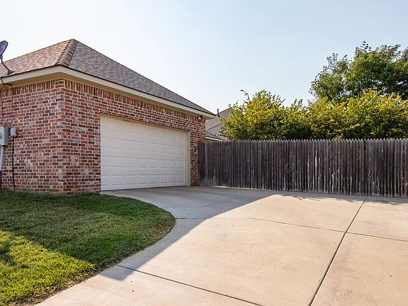 4th image of 28 Griffin Dr