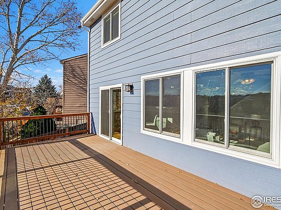 5th image of 576 W 91st Cir