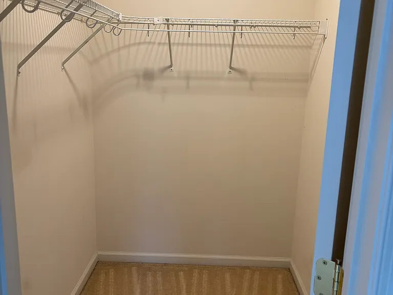 101 Quigley Ct — Photo 44